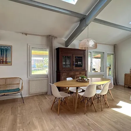 Quiet House With Terrace And Garden Tatil Evi *